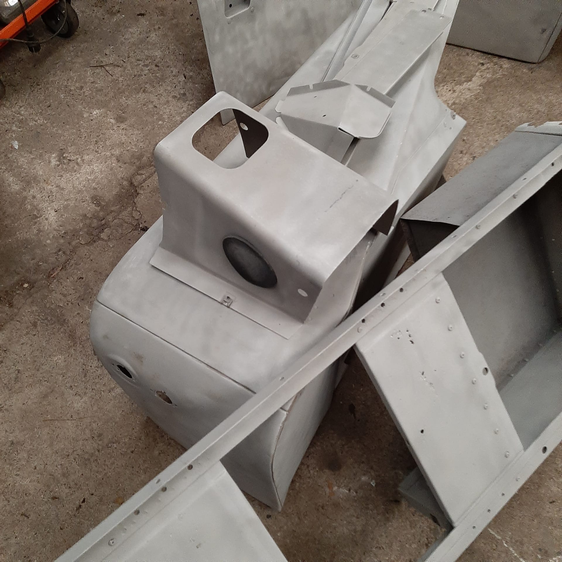 Land Rover bodyparts just
                sanded.